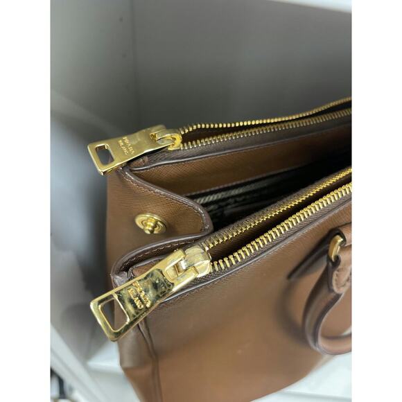 Prada Brown Saffiano Lux Leather Tote Bag - Picture 3 of 6